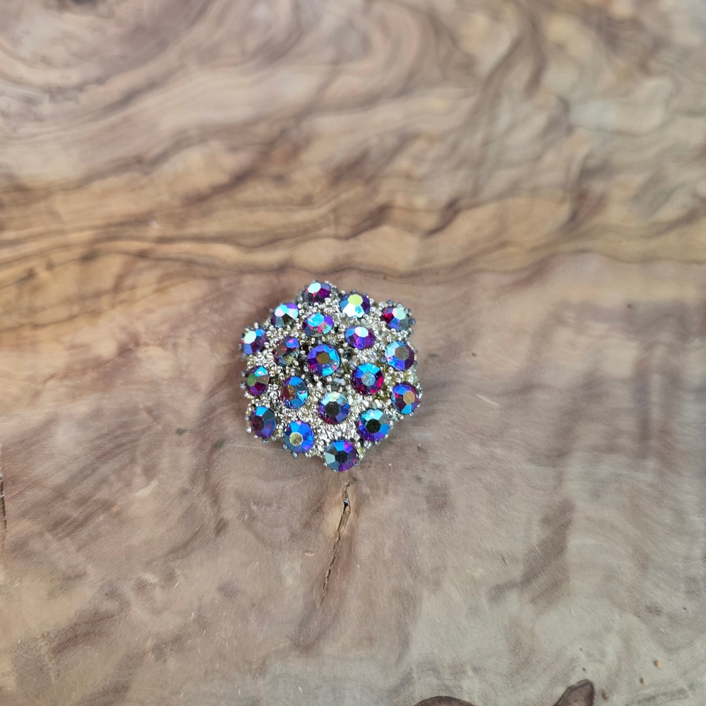 Vintage Aurora Borealis Rhinestone Dome Brooch Gold Tone Tiered Starburst Pin - Picture 14 of 15
